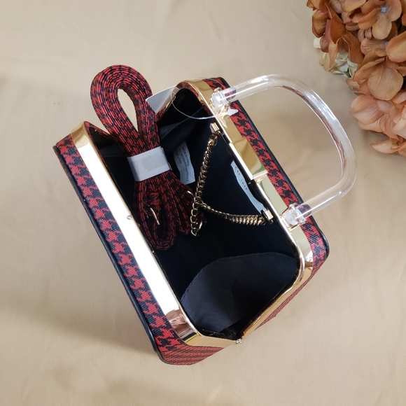 C Est.1946 mini Houndstooth handbag radiant red - Picture 9 of 16